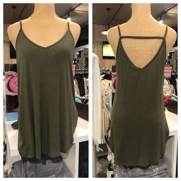 Z Supply Tops - Z Supply strappy sleek tank